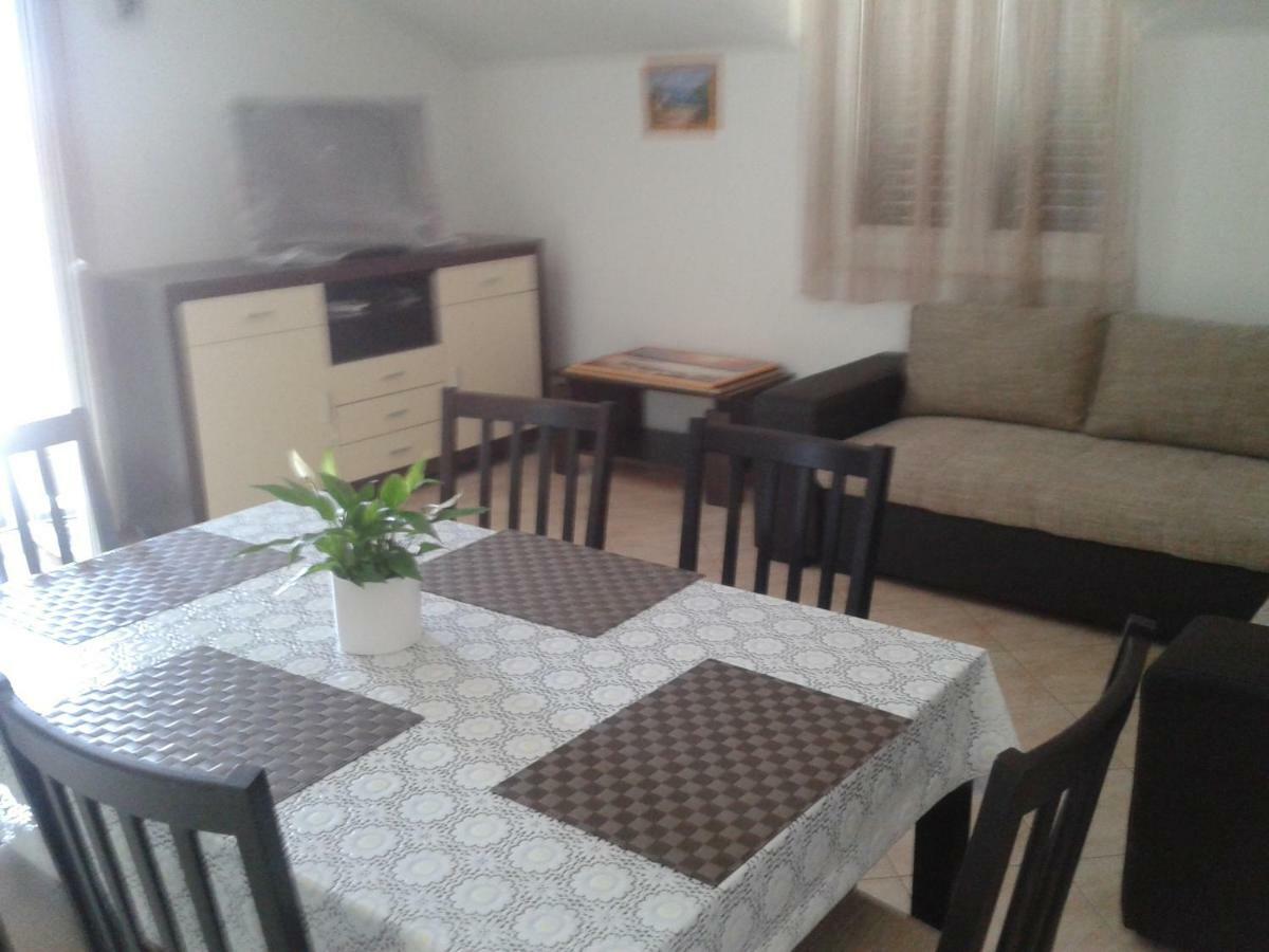 Vila Suzana Tribalj Exterior foto